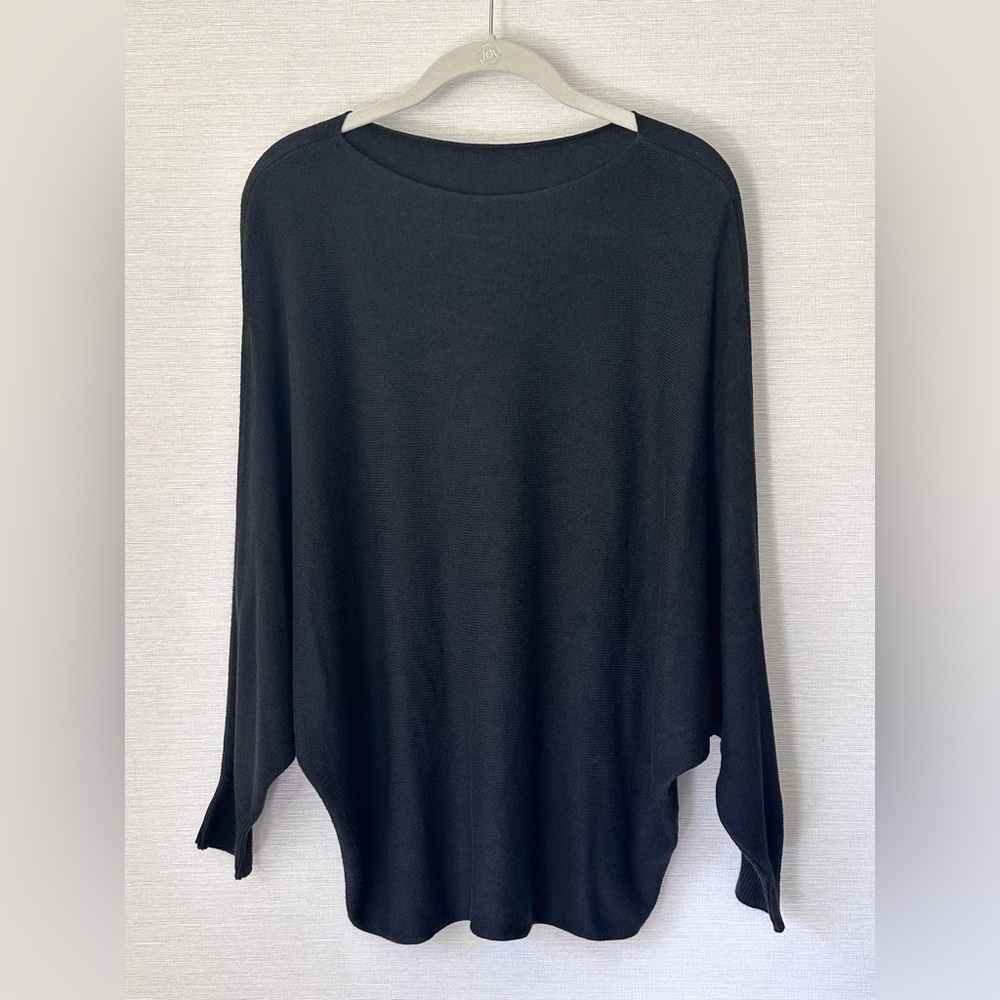 Meo Meli women’s sweater